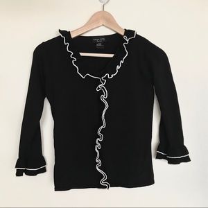 Black and White Ruffle sweater (Rouge like)